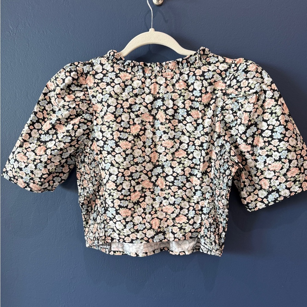 Louise Smocked Top in Vanessa Floral Size small new with tags - Picture 5 of 13